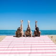 thumbnail image 2 of Manta de playa BEW con rayas rosas, impermeable y resistente a la arena, 198 x 218 cm, 2 of 7