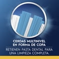 thumbnail image 3 of Cepillo de Dientes Oral-B Complete con Cerdas Medias Pulidoras, 2 pzas, 3 of 5