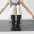 thumbnail image 1 of Calcetines de algodón antideslizantes de media pantorrilla para comercio exterior, calcetines de yoga, calcetines de presión profesionales de caña alta, calcetines deportivos para Pilates, 1 of 6