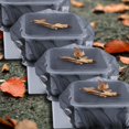 thumbnail image 5 of Cubierta de red versátil para barril de lluvia, diseño ecológico estético, malla fina que bloquea hojas y escombros, reutilizable y fácil de instalar, esencial para la recolección de agua en jardines, 5 of 5