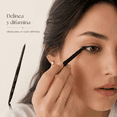 thumbnail image 4 of Delineador para Ojos Textura Cremosa Eleganzza – Negro, 4 of 5