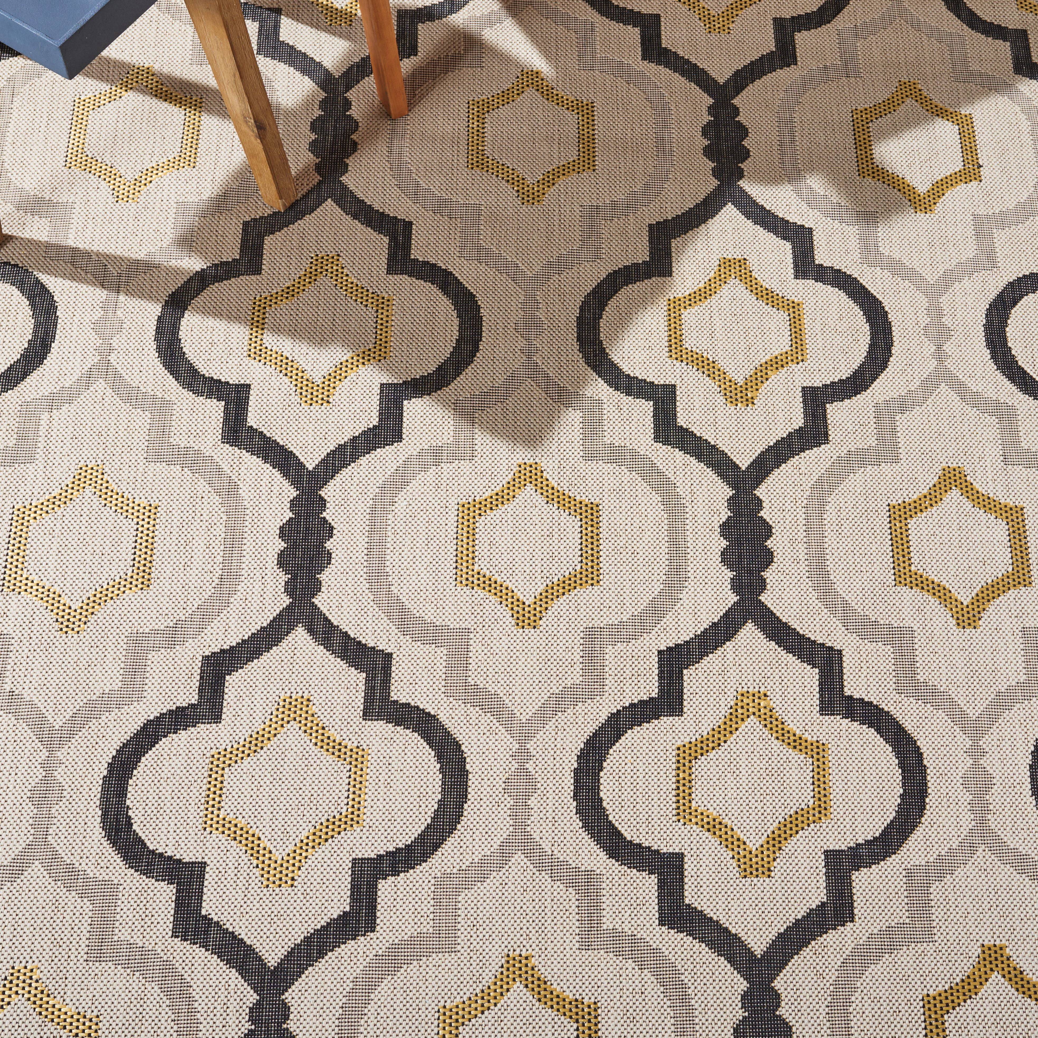 Safavieh Courtyard Bayon Geometric Indoor/Outdoor Area Rug, Beige/Black, 5'3" x 5'3" Round