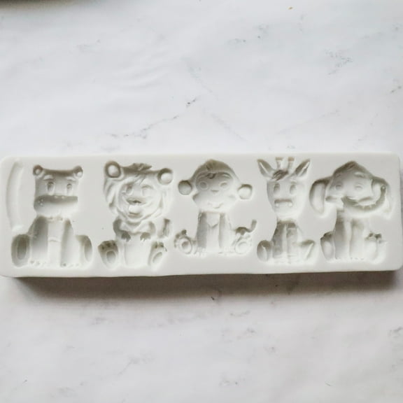 LARGE SAFARI ANIMALS BAKING MOLD FOR CUPCAKES, CAKEPOPS, CHOCOLATE STRAWBERRIES, PRETZELS & RICE KRISPIES