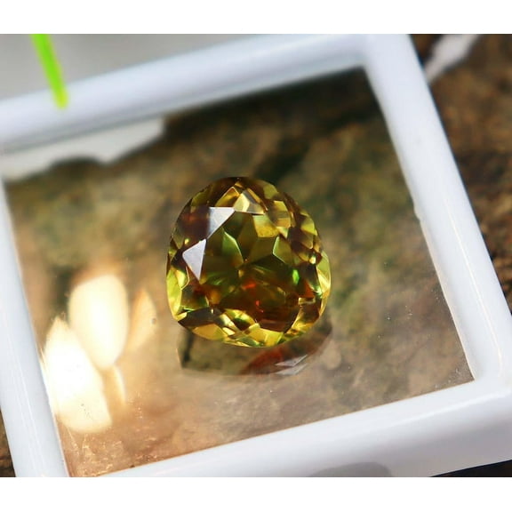 11 Carat Alexandrite Pear Cut Faceted Multi Color Changing Alexandrite Loose Alexandrite Stone Ring Alexandrite Pendant Size