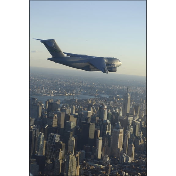24"x36" Gallery Poster, U.S. Air Force C-17 Globemaster III over new york city