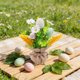 thumbnail image 5 of Corona de huevos de Pascua | Corona artificial para decoración de puertas interiores y exteriores | Adorno colgante de jardín primaveral con huevos de plástico | Arreglo floral de 24 cm, 5 of 6