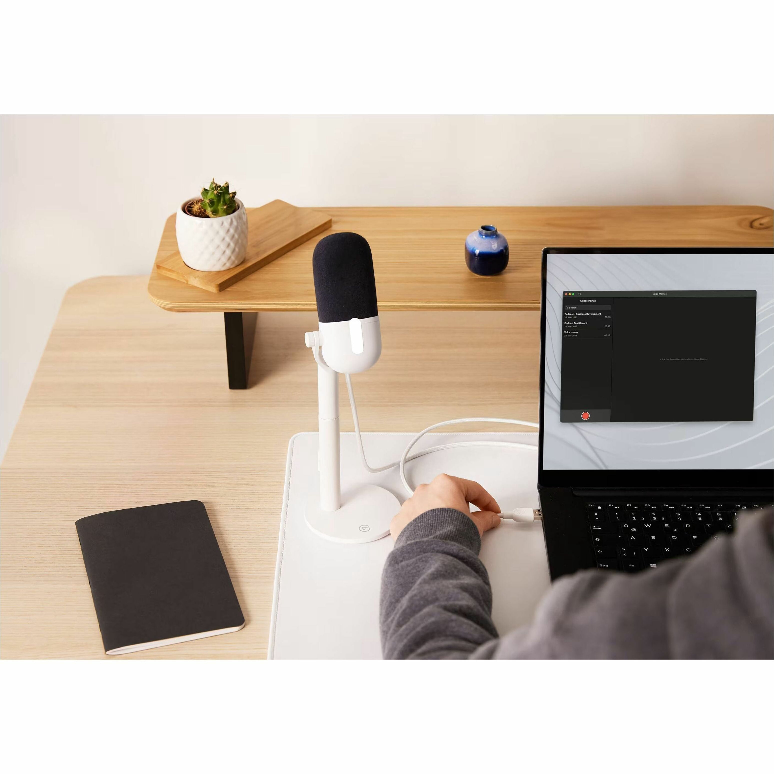 Elgato Wave Neo - Usb Condenser Microphone  Tap To Mute  For Gaming  Streaming  Meetings  Voice Recording On Teams/Zoom/Obs/Twitch/Youtube & More  Plug-N-Play  Works On Laptop  Pc  Mac  Ipad  Iphone