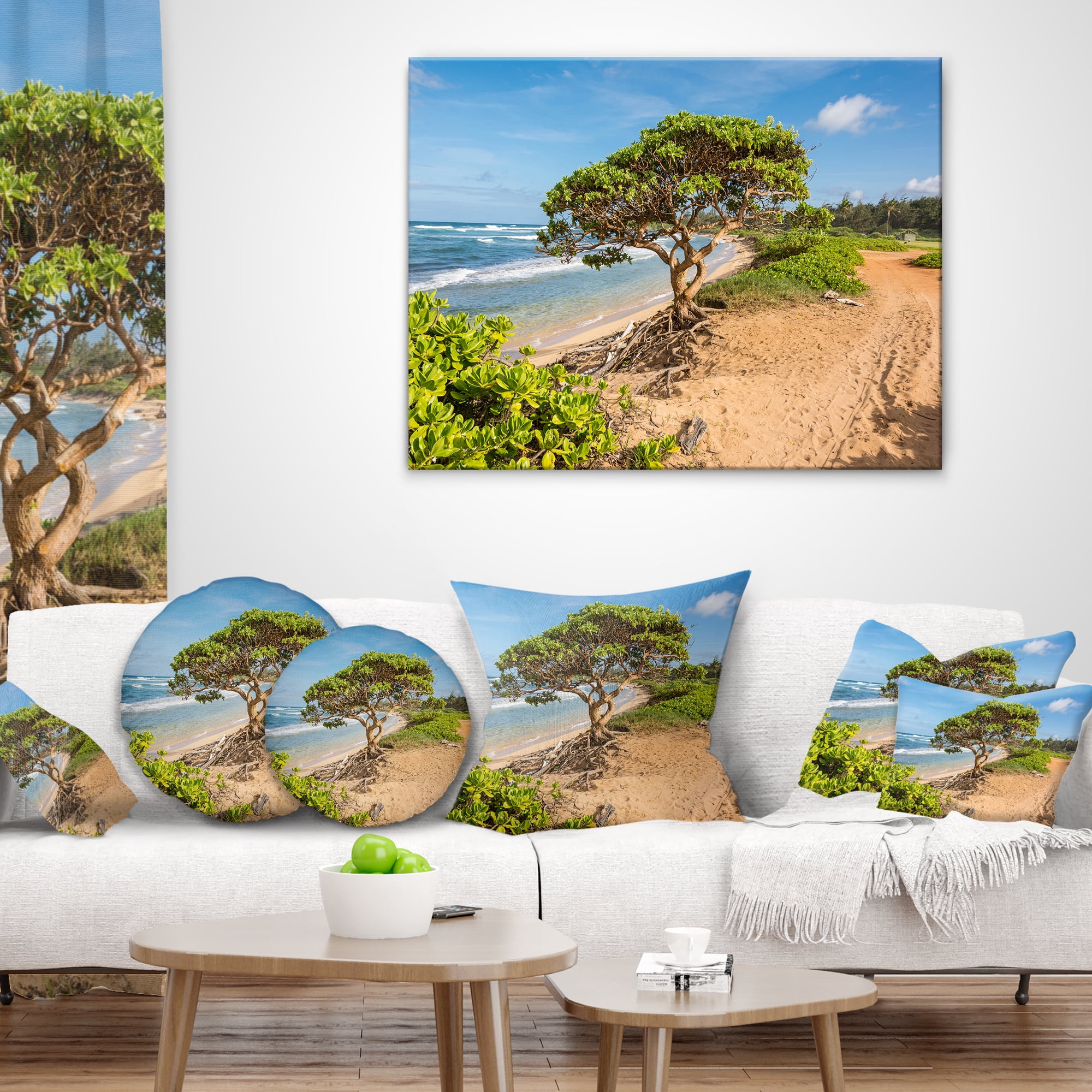 Designart Green Tree on Beach in Kauai Hawaii - Seashore Throw Pillow - 12x20