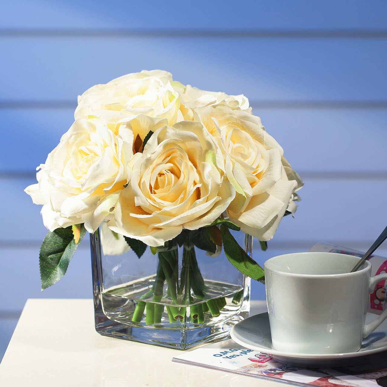 Enova Home Silk Open Rose Flower Arrangement in Cube Glass Vase With