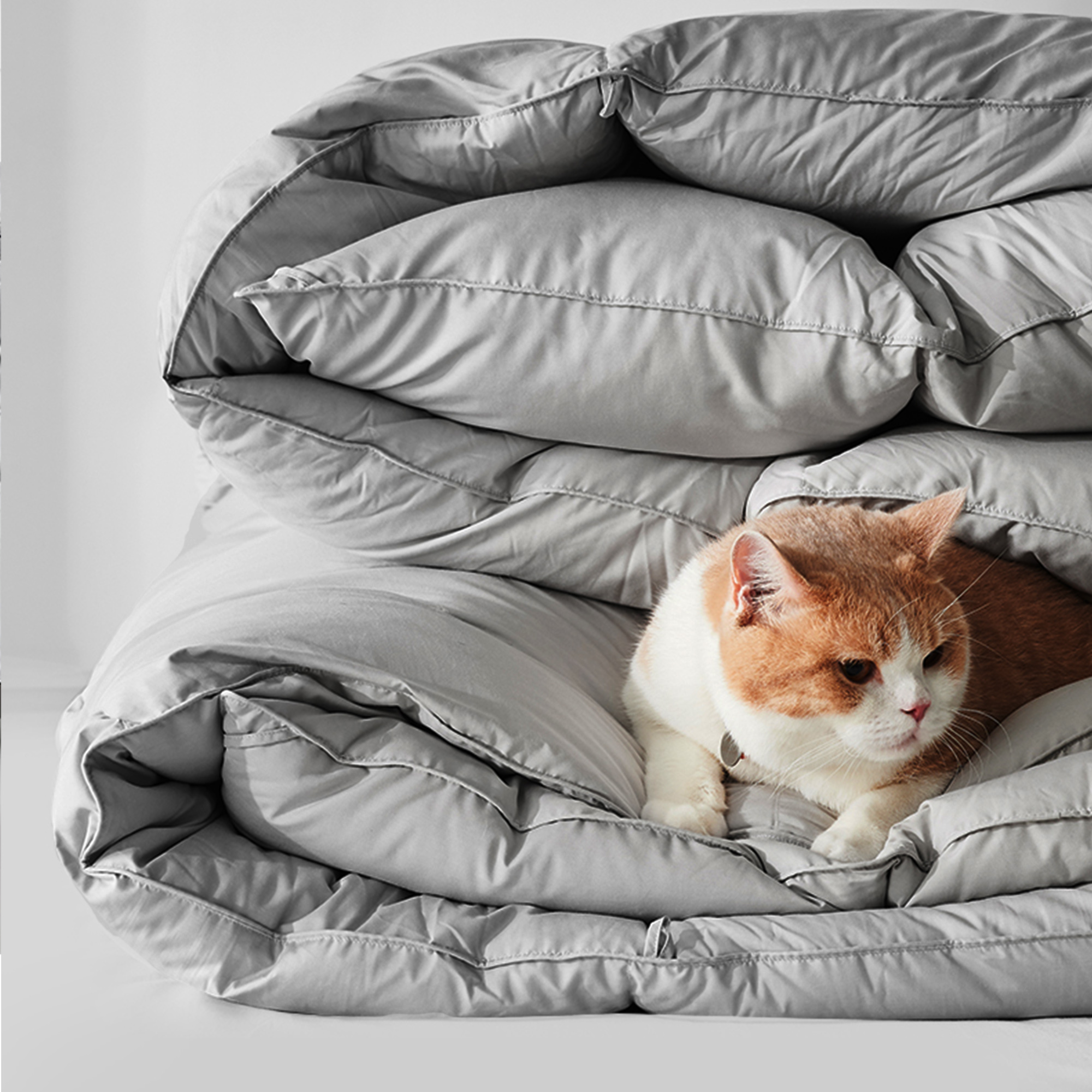 DOMDEC Ultra Soft Warm Heavy Weights Down Comforter Duvet Insert, Grey, King Size