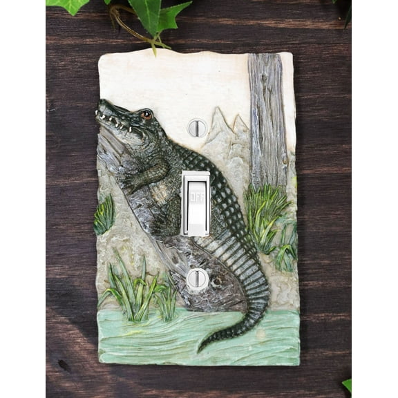 Pack of 2 Wildlife Bayou Swamp Alligator Single Toggle Switch Wall Outlet Plate
