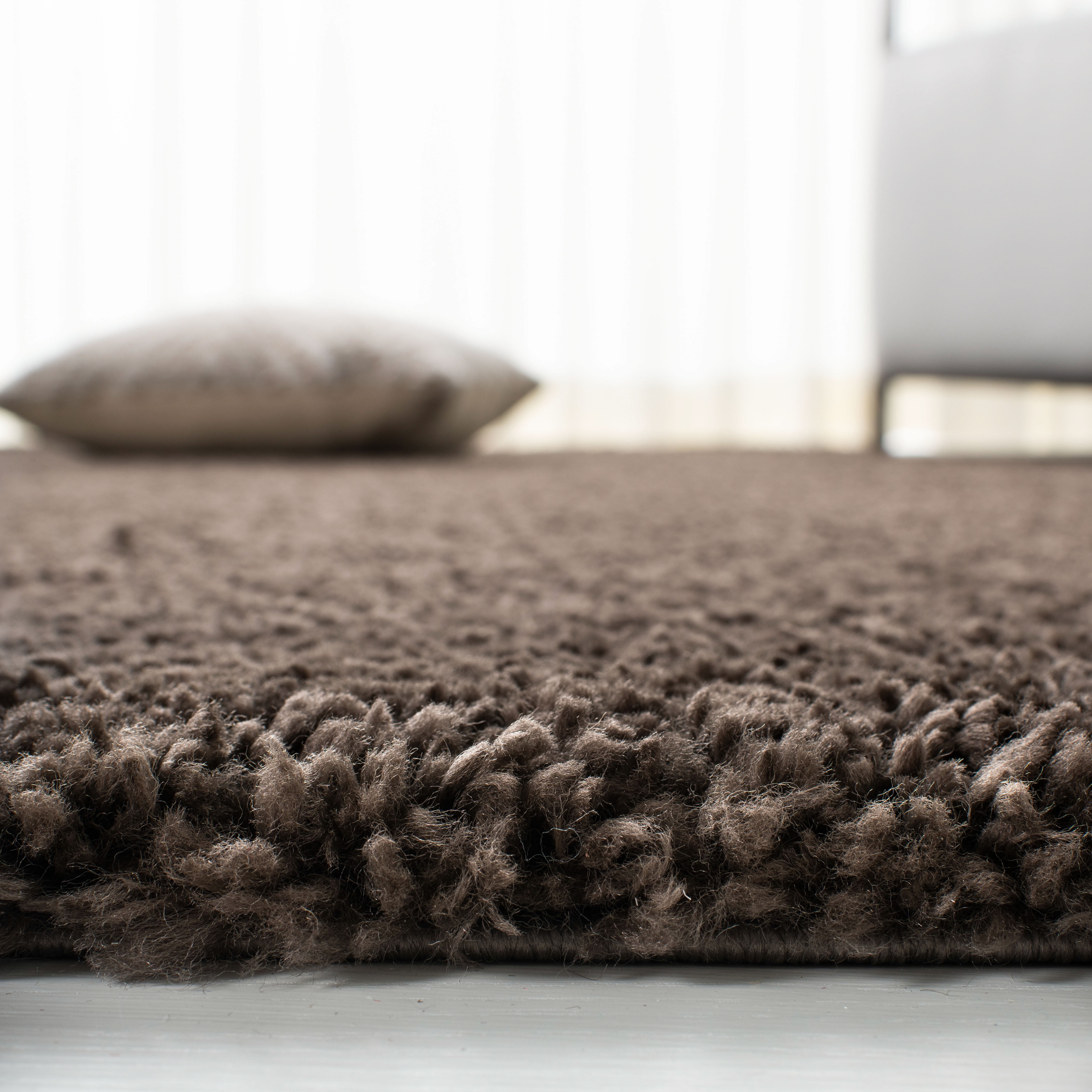 SAFAVIEH August Carlene Solid Plush Shag Area Rug, Brown, 9' x 12' - Large - Modern Design, Brown, Non-Shedding & Easy Cleaning, Ultra Plush Thick Pile, Ideal for Living Room, Bedroom