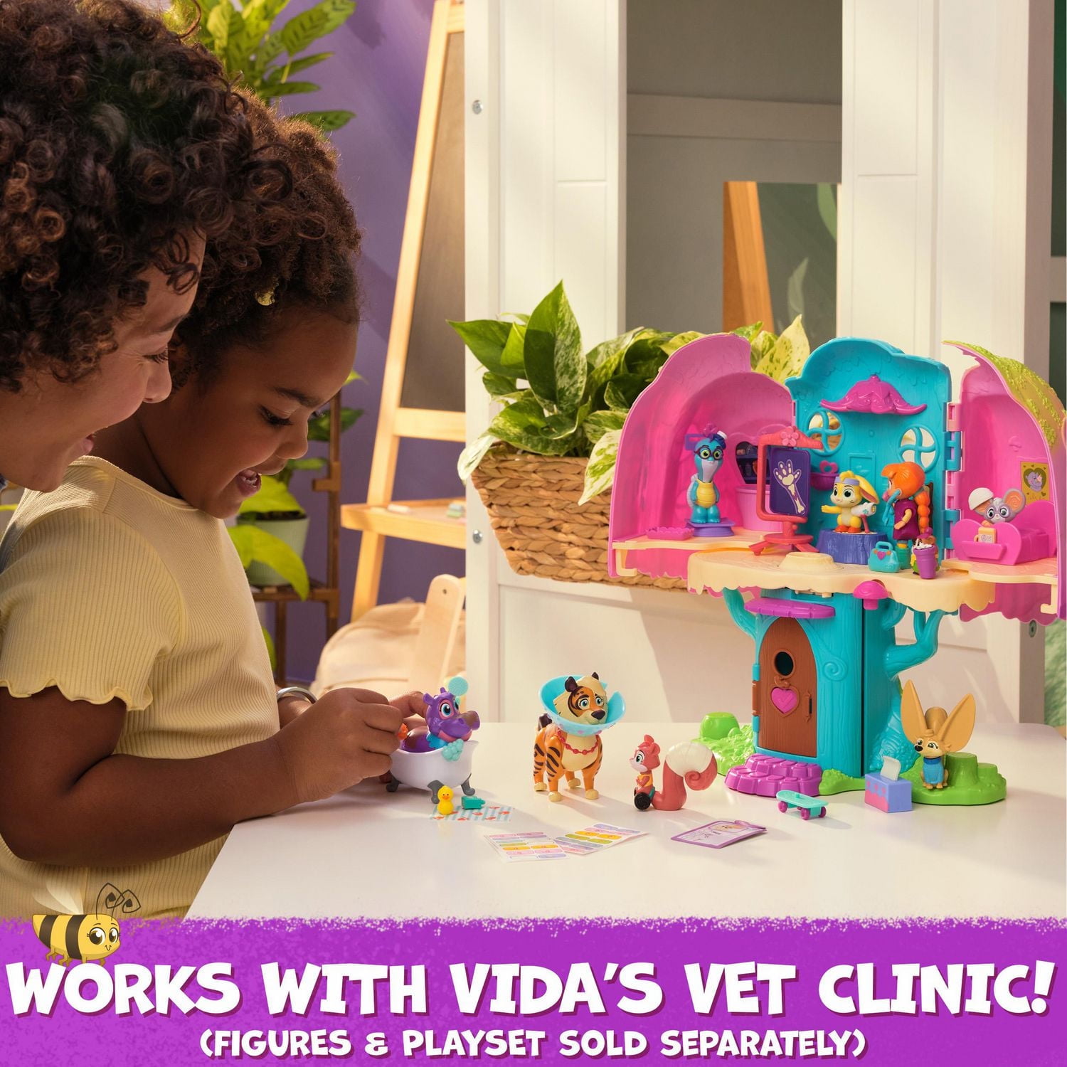 Vida la Véto, Coffret Bain moussant de Juno avec figurine de Vida, figurine de Juno qui change de couleur et accessoires médicaux, jouets pour filles et garçons à partir de 3 ans