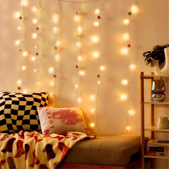 Urban Shop Flower Petal LED Battery-Powered String Lights