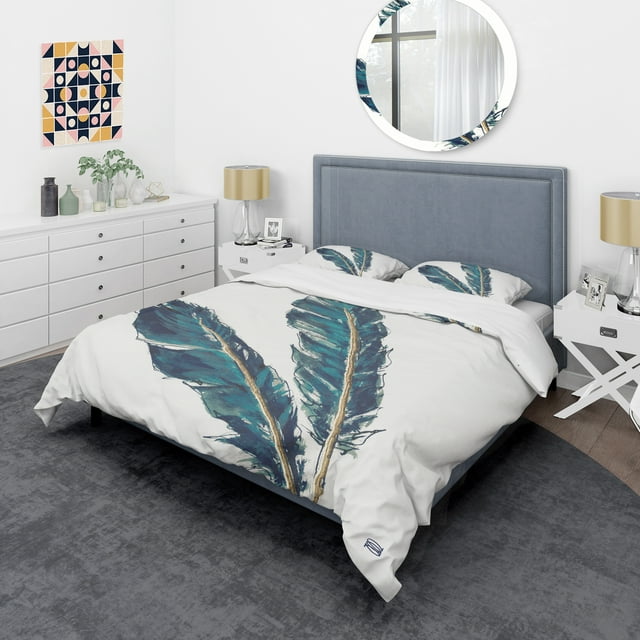 Designart 'Gold Indigo Feathers III' Glam Bedding Set - Duvet Cover & Shams