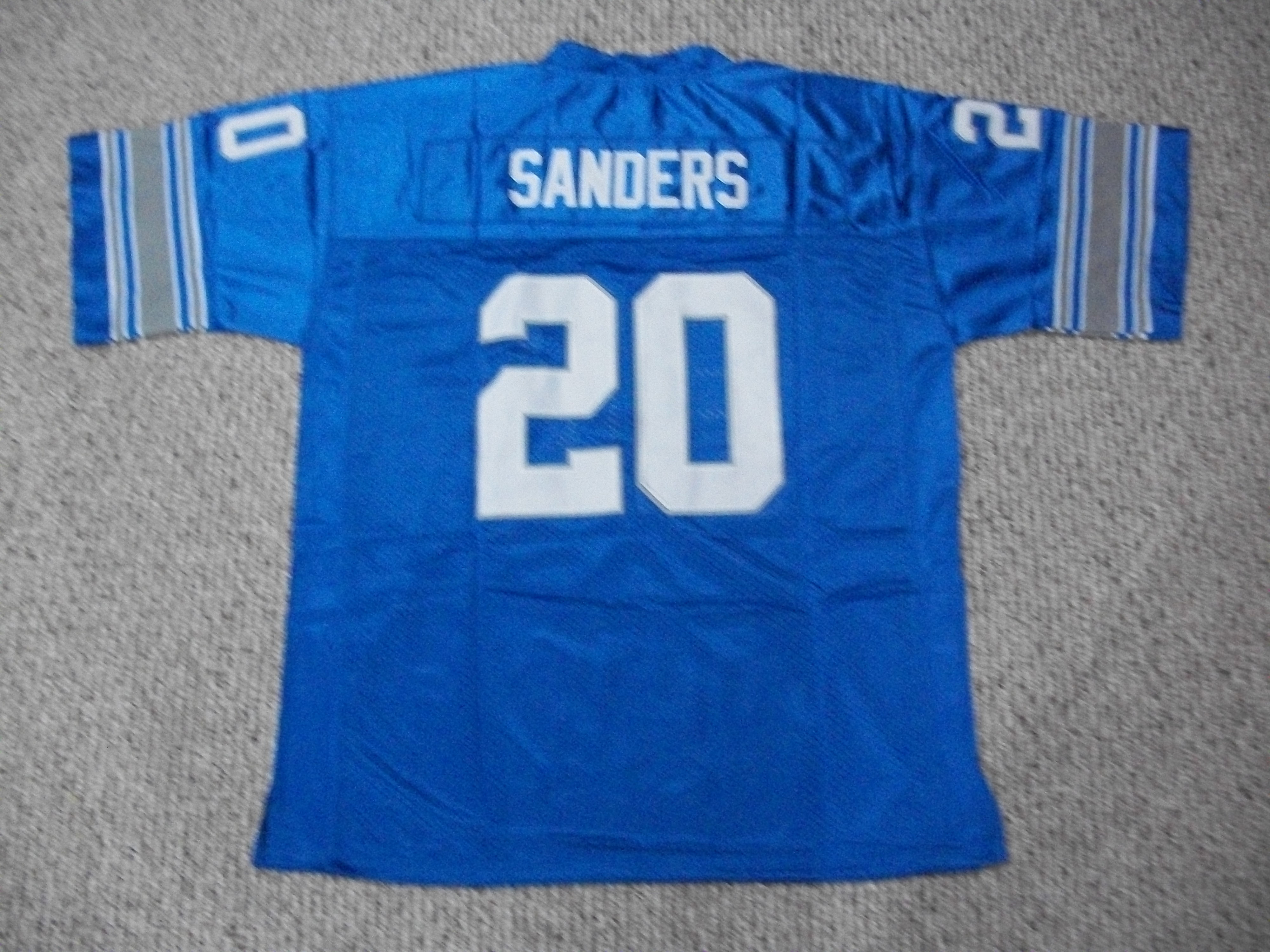 sanders jersey 20