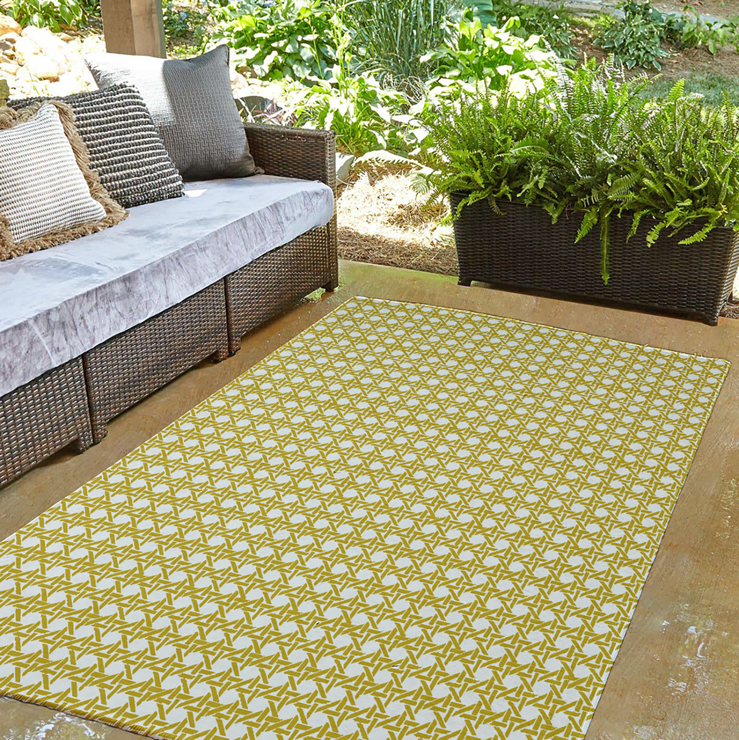 Simply Daisy 3' x 5' Mustard Rattan Geometric Indoor/outdoor Rug