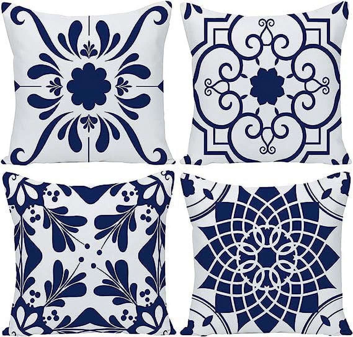 18x18 Pillow Cover Set of 4, Boho Ethnic Design Decorative Throw Pillows Linen Carpet Pattern Farmhouse Cushion Pillow Covers for Sofa Couch Outdoor