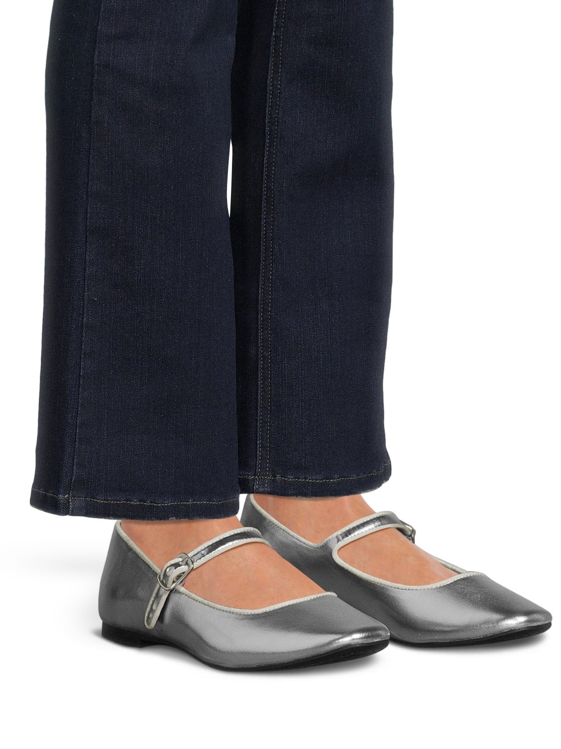 Time and Tru Women's Faux Leather Mary Jane Flats, Wide Width Available