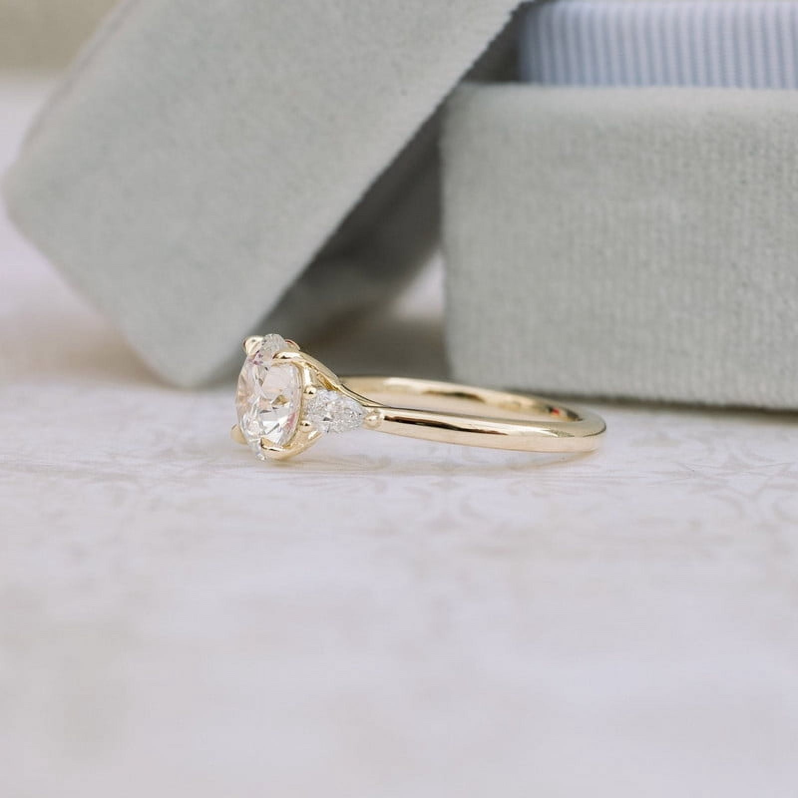 SOLITAIRE JEWELS 2.00CT Round Cut Moissanite 3 Stones Engagement Ring for Women Solid 10k Yellow Gold