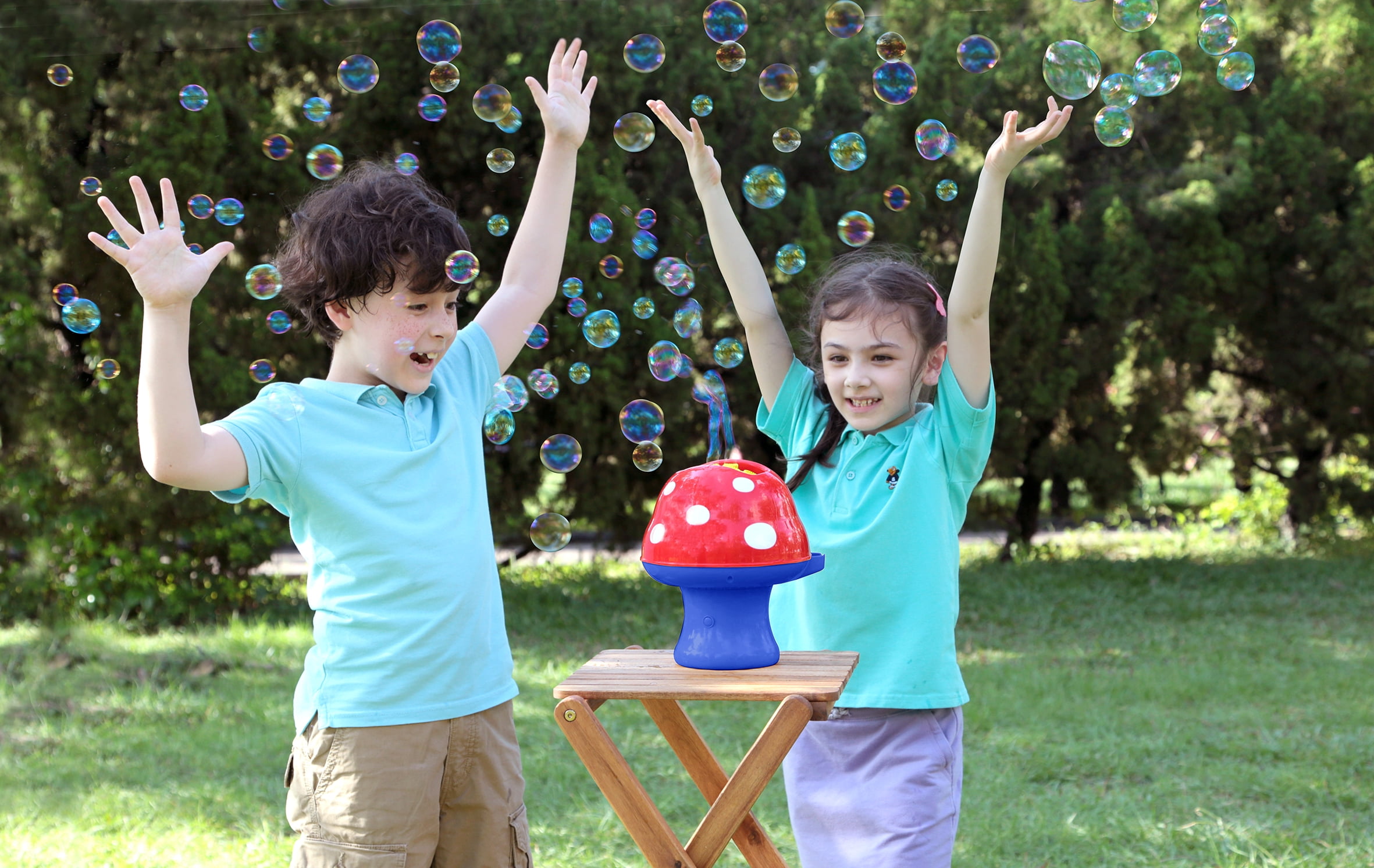 Play Day Battery Operated Mushroom Bubble Blower Toy