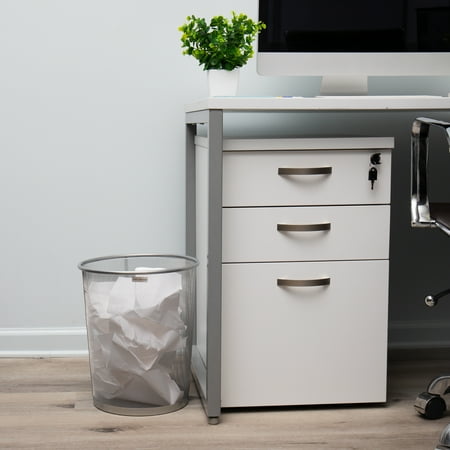 Mind Reader - Network Collection, Waste Paper Basket, 4.4 Gallon Capacity, Metal Mesh, 11.5"L x 11.5"W x 13.75"H - Silver