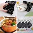 thumbnail image 2 of Juego de 4 piezas de manoplas grandes de algodón para horno, resistente al calor, soporte cuadrado para ollas, suministros de cocina, 17*17cm TUNC Sencillez, 2 of 5