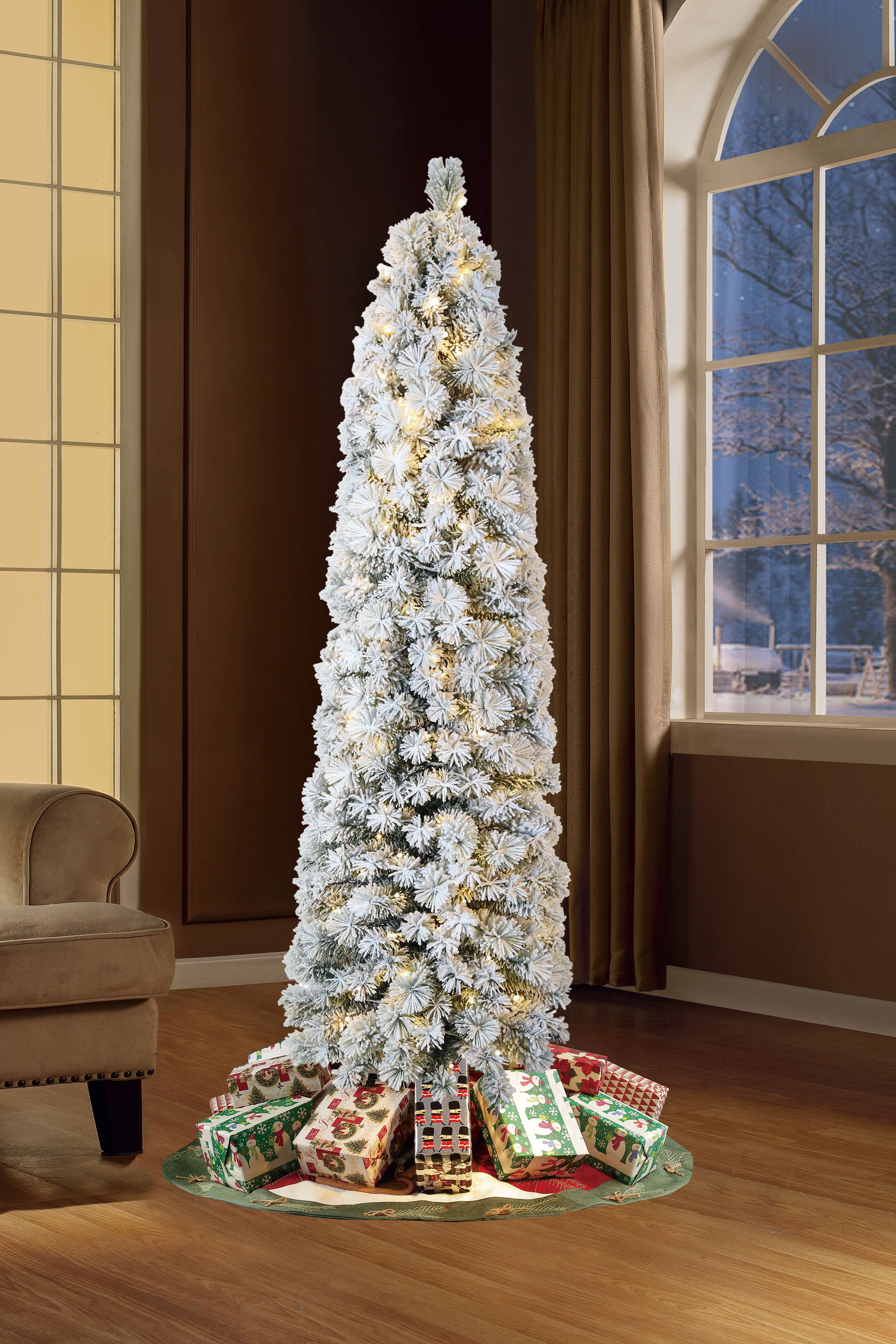 Holiday Time - Brandclub - 7 ft Pre-Lit Flocked Colorado