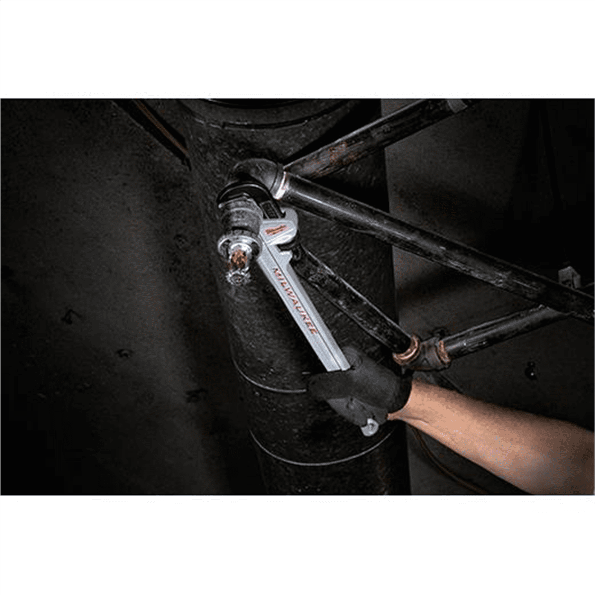Milwaukee Tool 10L Aluminum Pipe Wrench with POWERLENGTH Handle