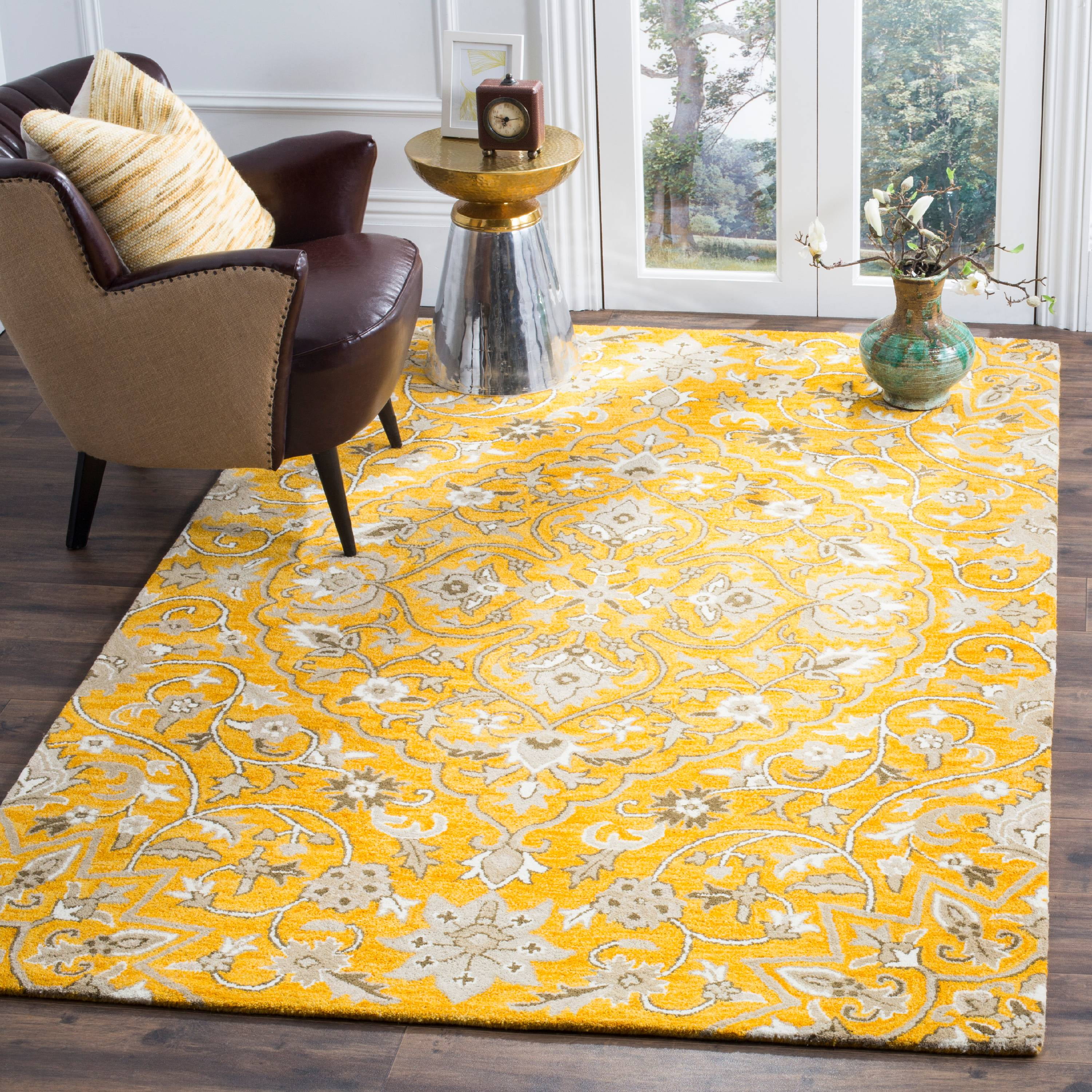 Safavieh Bella Kade Floral Wool Area Rug or Runner