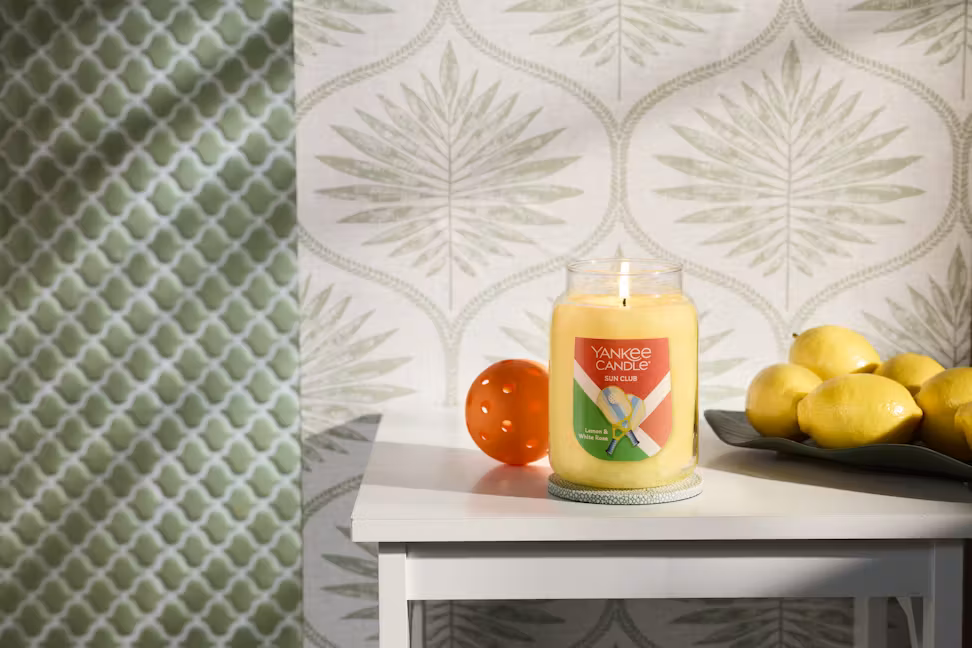 thumbnail image 3 of Yankee Candle Sun Club - Sun & Games Collection Large Classic Jar Candle - Lemon & White Rose, 3 of 3