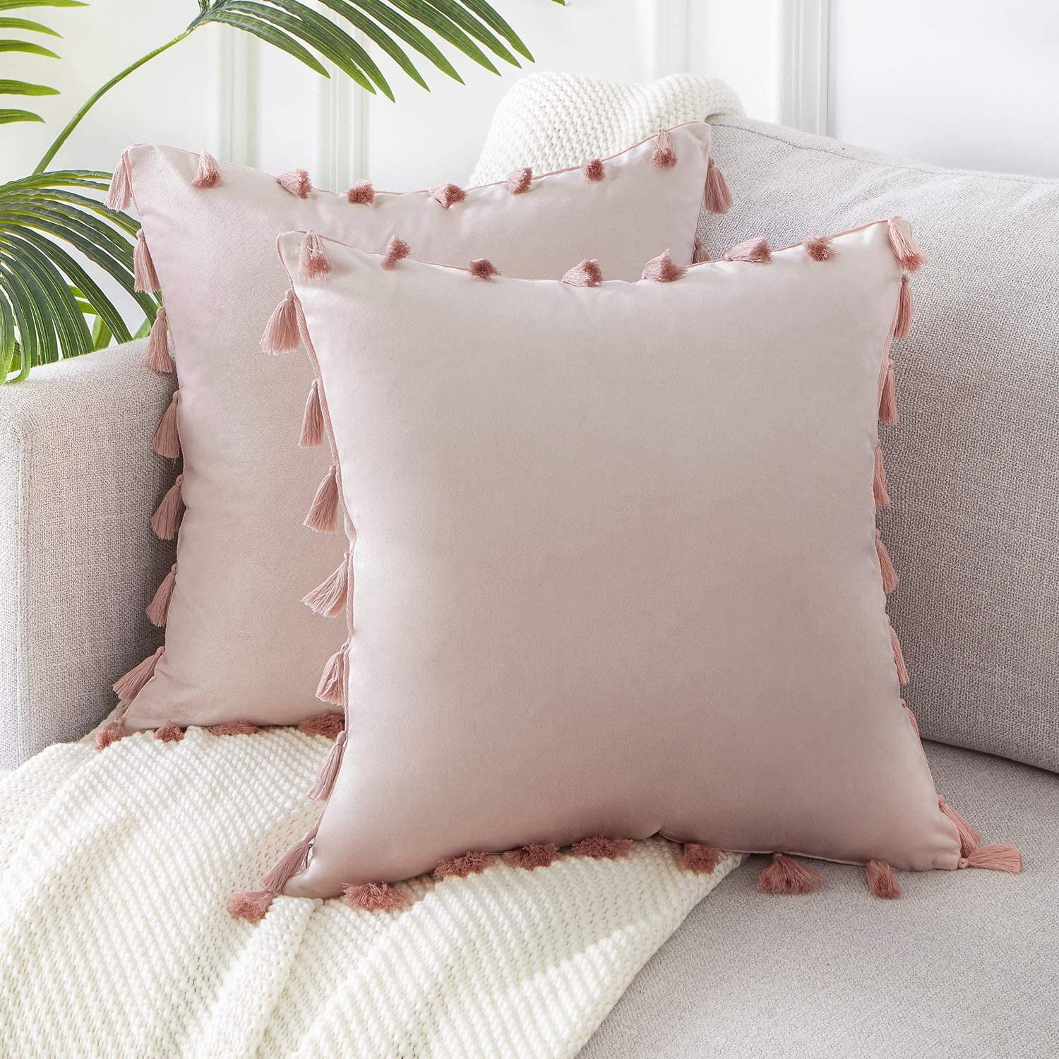 45cm x 45cm Throw Pillow Pink Ceramic Tile Motif Cushion Cover With Tassels