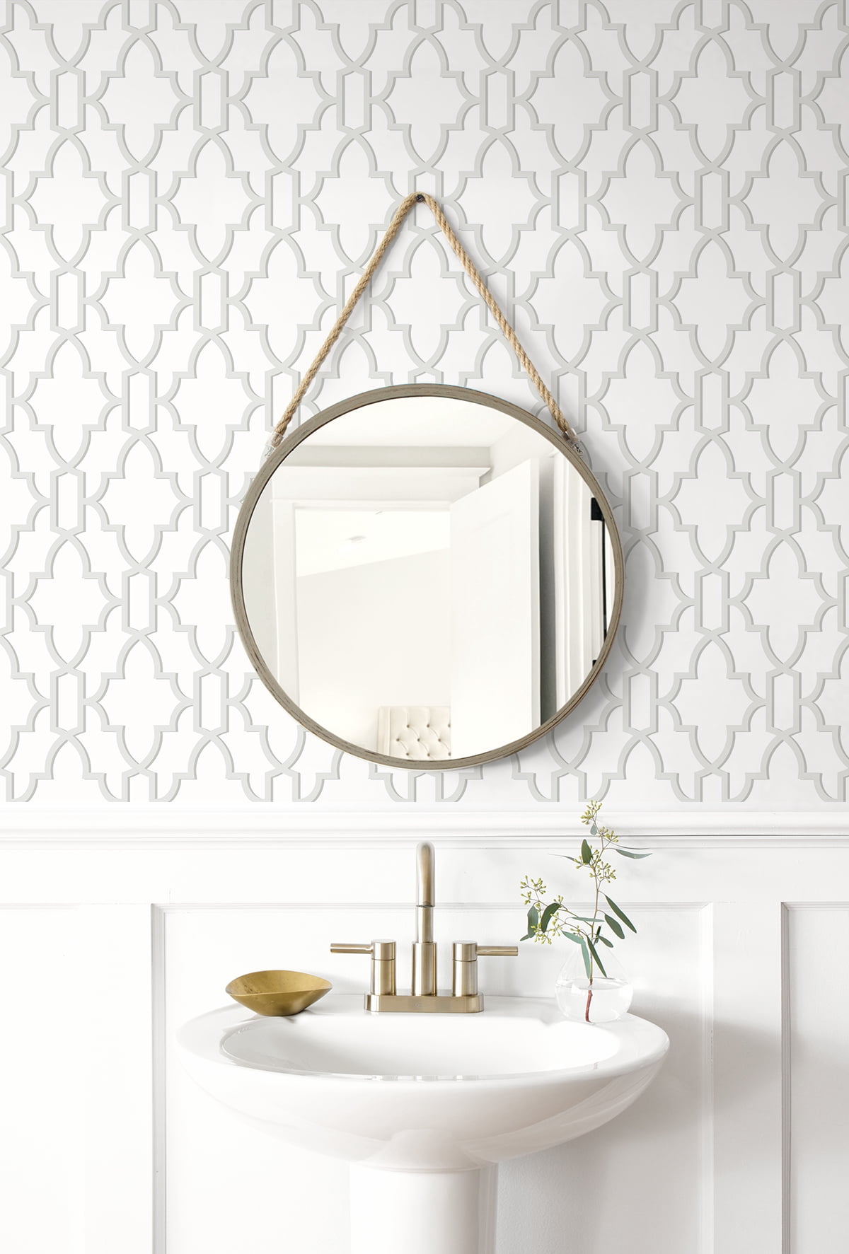Wallquest, Inc. Luxe Haven Coastal Lattice Peel and Stick Wallpaper Harbor Mist