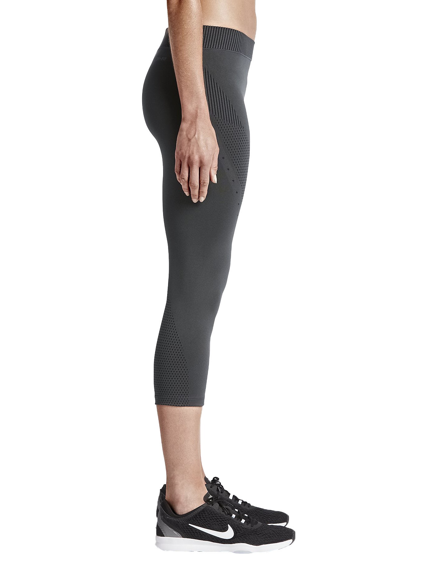 nike hypercool capri