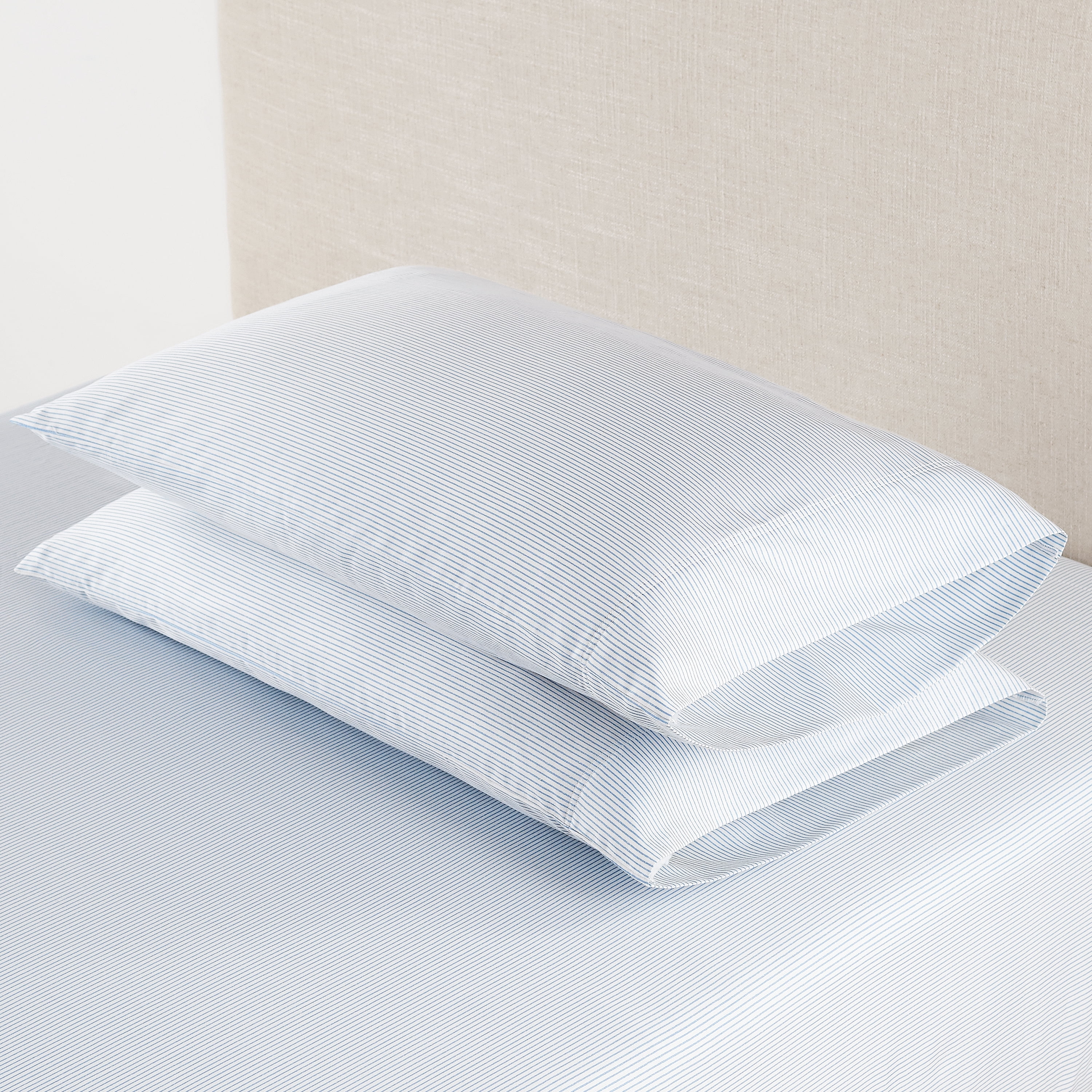 Better Homes & Gardens 300 Thread Count 100% Cotton Wrinkle Resistant Sheet Set, Queen Blue Pinstripe