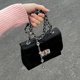 thumbnail image 4 of Bolso bandolera para mujer, bolso negro, pequeño bolso cruzado, bolso para axila, bolso con cadena, bolso de hombro para citas informales, viajes de jinwen Bolso de mujer, 4 of 8