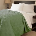 thumbnail image 1 of Lavish Home Solid Color Bed Quilt, Full/Queen, Green, 1 of 1