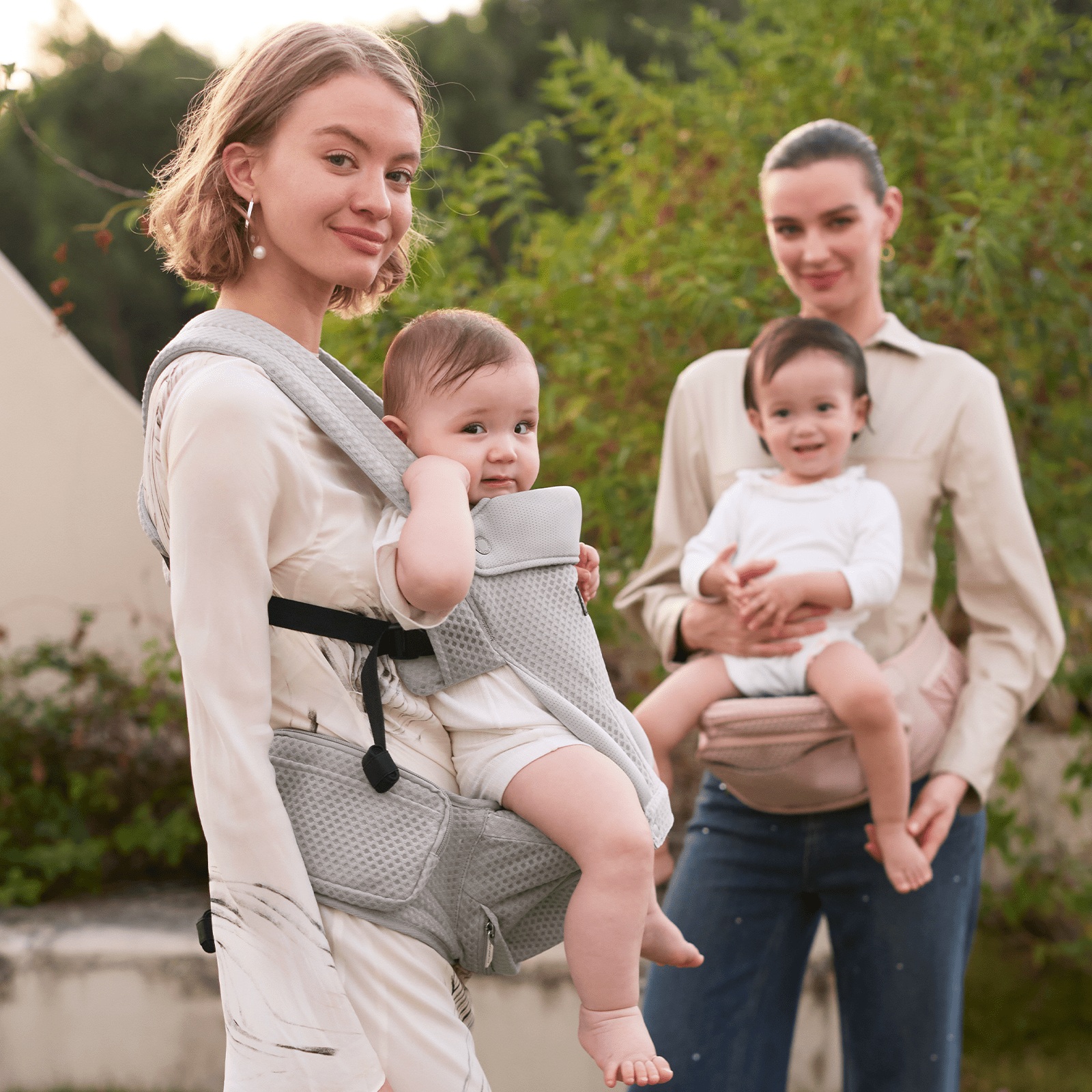 Momcozy Baby Carrier with Hip Seat, 2-in-1 Detachable Infant Hip Seat Carrier for Toddlers up to 44lbs. Breathable for Hands-Free Carrying. Fits Waist Sizes up to 47 Inches for Mom & Dad