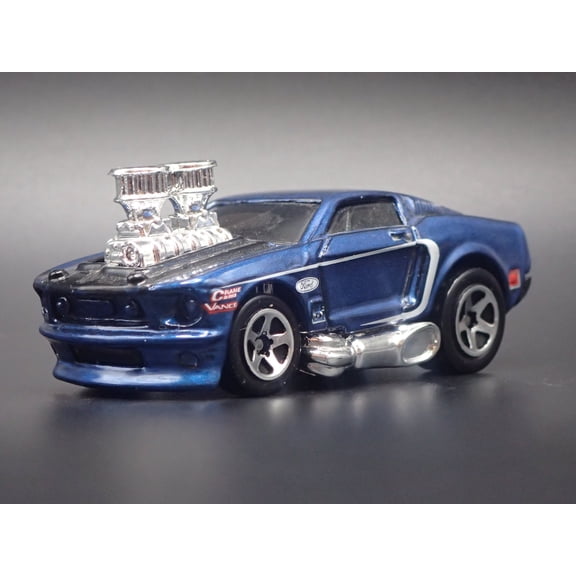 Open Box 1968 68 FORD MUSTANG FASTBACK BLUE 1:64 SCALE COLLECTIBLE DIORAMA DIECAST MODEL CAR