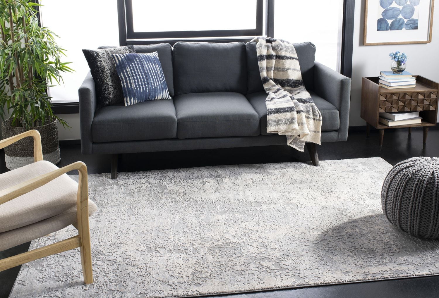 SAFAVIEH Invista Joshua Abstract Area Rug