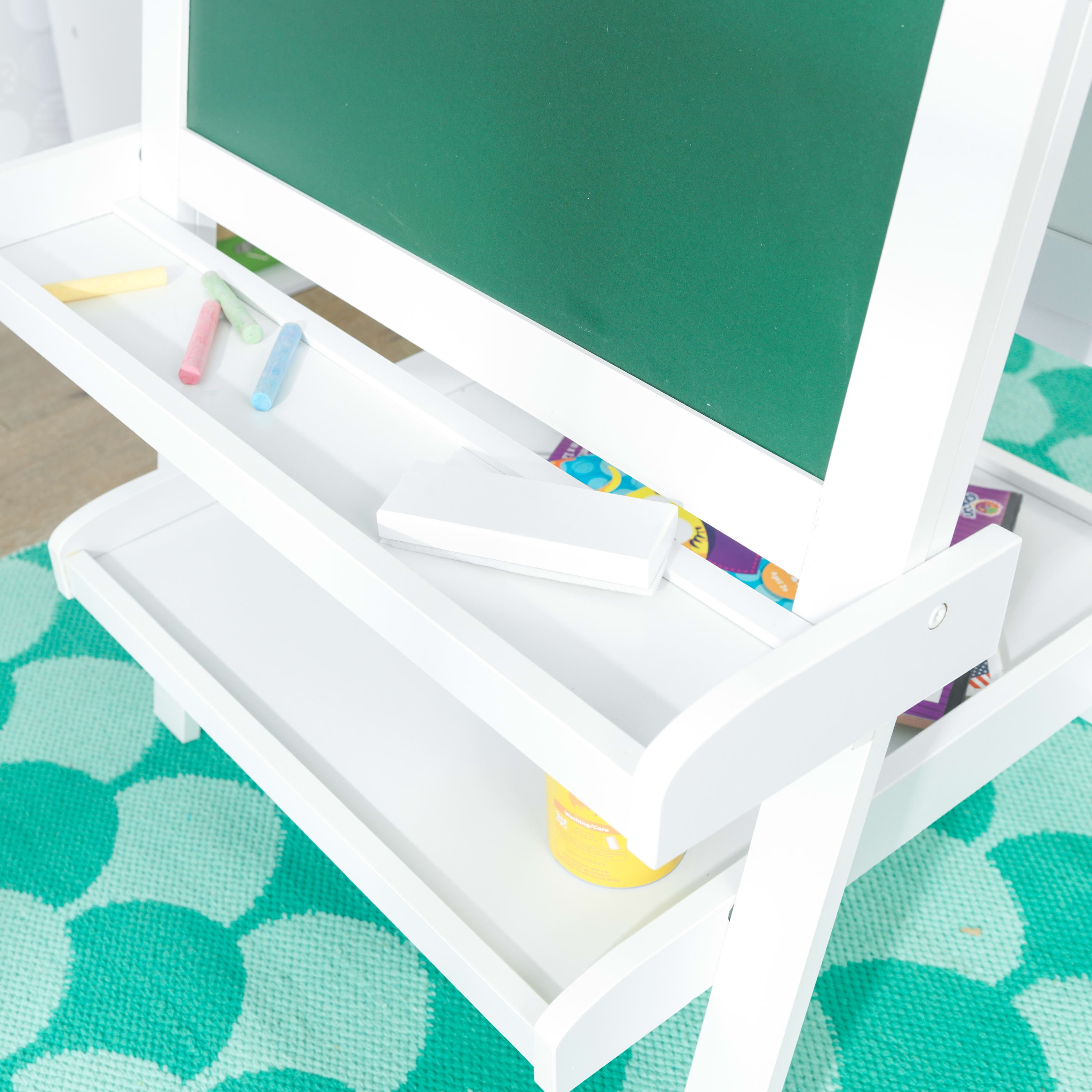 KidKraft Deluxe Wooden Easel with Chalkboard and Dry Erase Surfaces, Paper Roll and Paint Cups - White