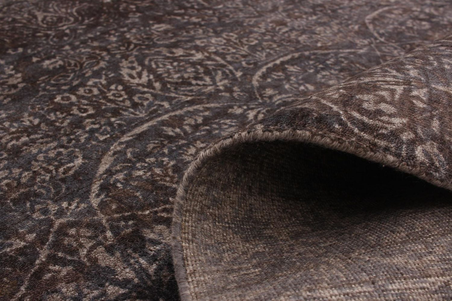 ECARPETGALLERY 5'3" x 7'5" Transitional Galleria Hand-knotted Area Rug for Living Room, Dining Room and Bedroom in Brown