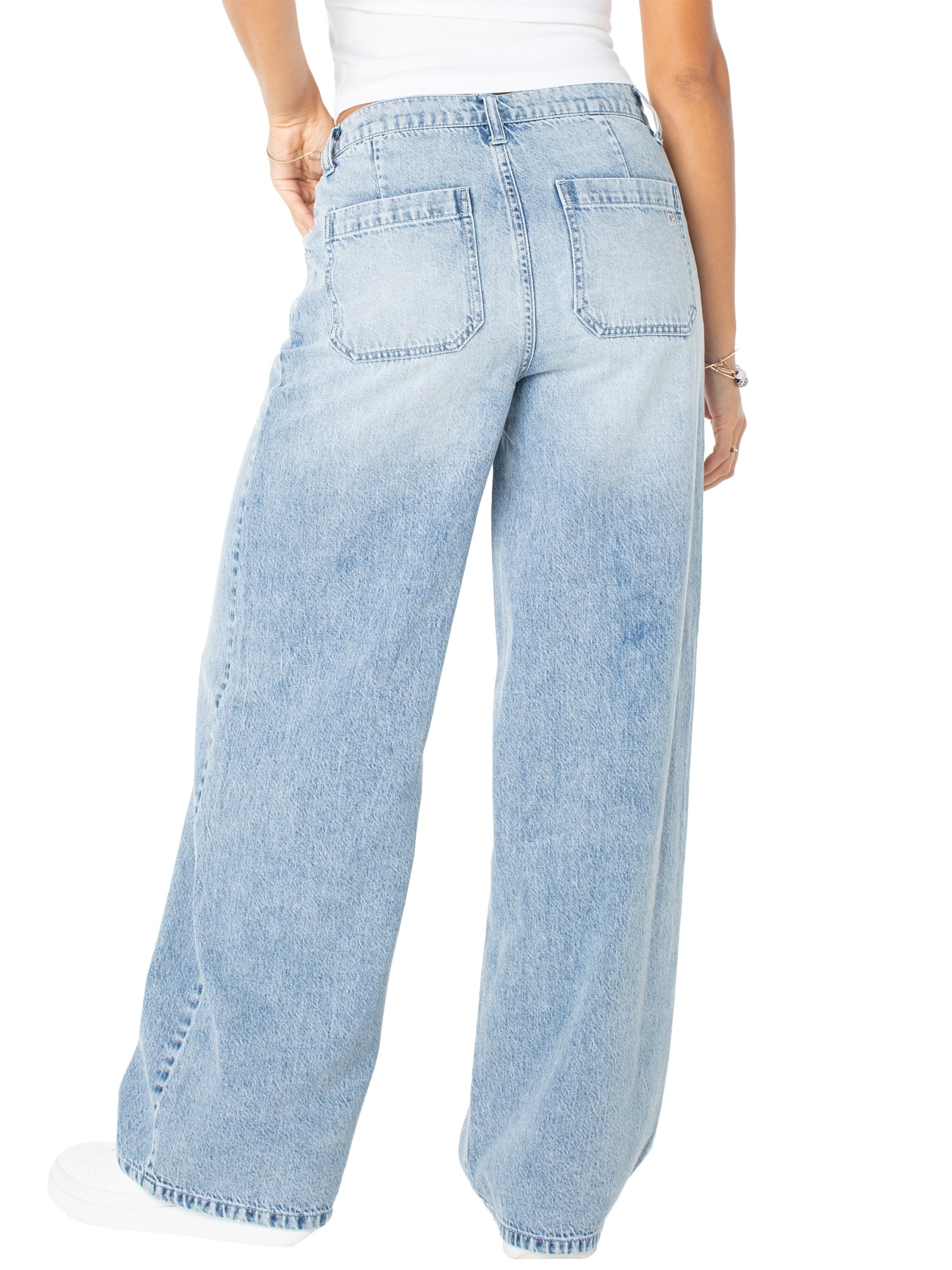 Celebrity Pink Women's and Women's Plus V-Waist Wide Leg Jeans, Available in 30", 32", and 34" inseams, Sizes 1-24W