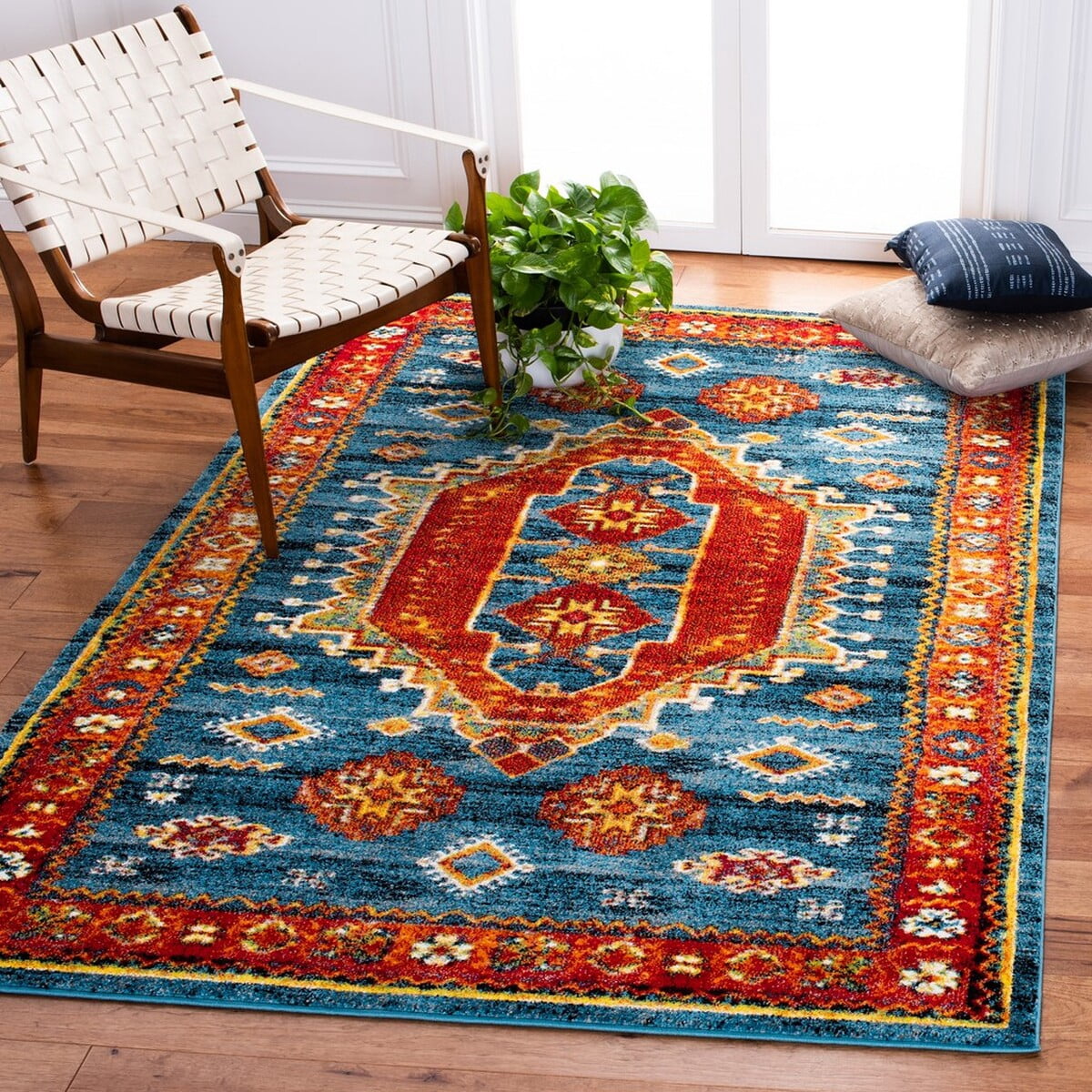 SAFAVIEH Vintage Hamadan Carmelo Oriental Area Rug, Blue/Orange, 6'7" x 6'7" Square