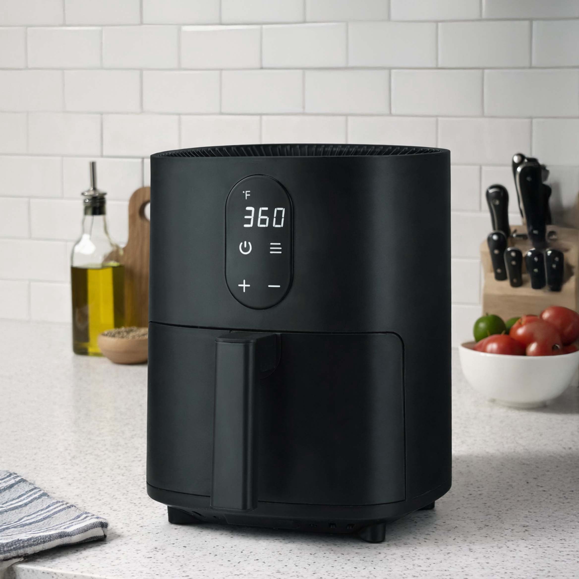 Magnavox 2.64Qt/2.5L 1,000-Watt Air Fryer with Touchscreen Controls, Rapid Air Technology, Non-Stick Coating, 8 Functions, Black