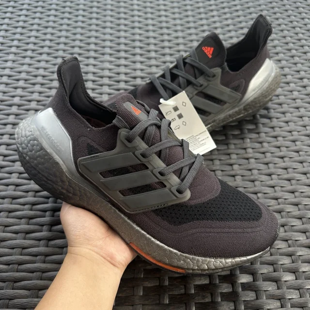 Adi - das UltraBoost 21 Carbon Solar Red Men's Athletic Shoes FY3952 Size 7