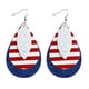 thumbnail image 2 of Pendientes de piel sintética con diseño de bandera, pendientes colgantes con forma de lágrima, pendientes patrióticos del Día de la Independencia, pendientes de gancho con forma de hoja y estrella, j, 2 of 2