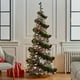 thumbnail image 4 of Decoración Navideña con Tiras de Colores de Papá Noel para Crear Ambiente., 4 of 7