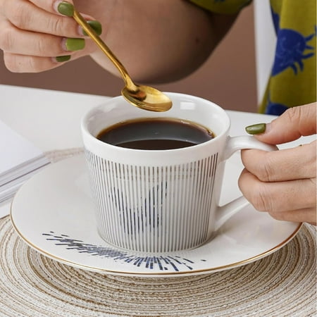 

XGZHPJZ Elevate Your Morning Routine with this Exquisite Handmade Porcelain Coffee Cup and Saucer Set - Perfect for Coffee Lovers Looking to Add a Touch of Elegance to Their Coffee Time