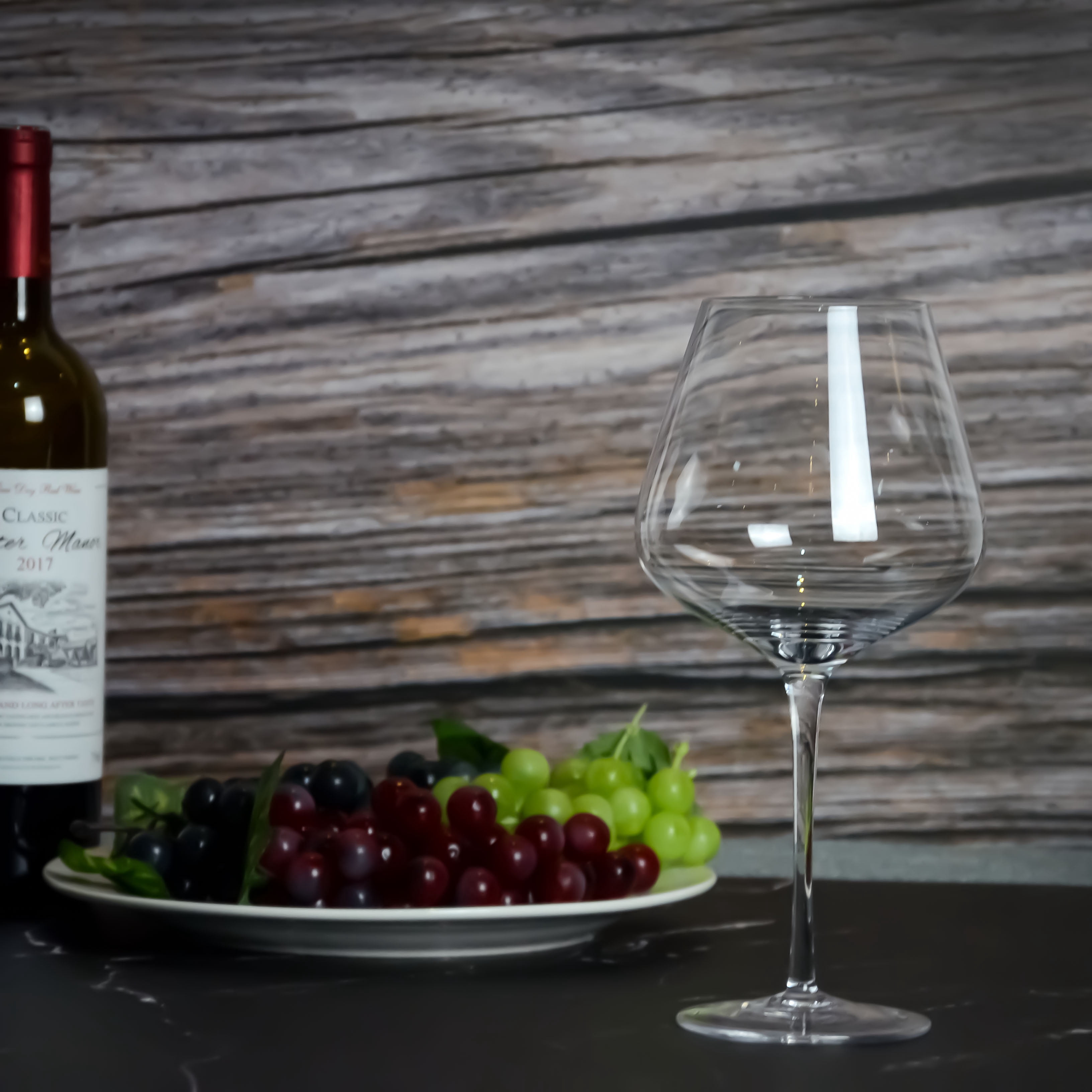 Large Wine Glasses 23 Oz set of 2, Crystal Lead-Free Long Stem Burgundy Red or White Wine Large Bowl Glass, Shatter Resistant, Perfect Gifts For Christmas Anniversary Birthday Dishwasher Safe